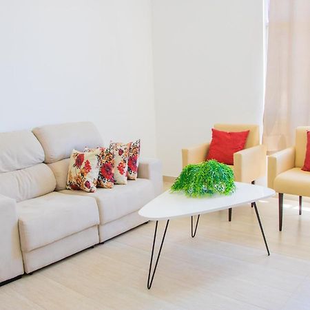 Apartamento No Farol Da Barra. Vista Deslumbrante Para O Mar! No Circuito Do Carnaval. Ao Lado Do Porto Da Barra ! Сальвадор Экстерьер фото