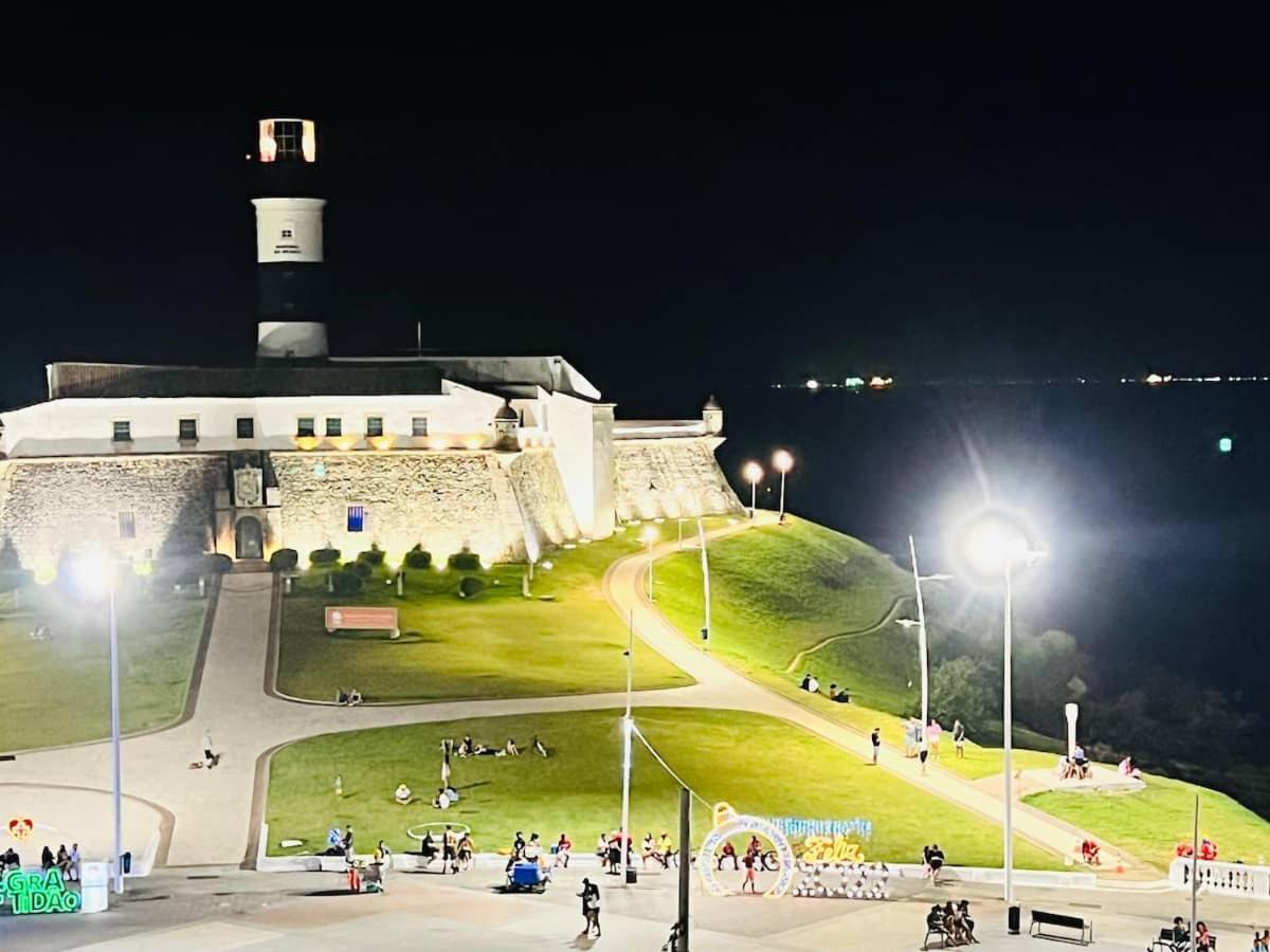 Apartamento No Farol Da Barra. Vista Deslumbrante Para O Mar! No Circuito Do Carnaval. Ao Lado Do Porto Da Barra ! Сальвадор Экстерьер фото