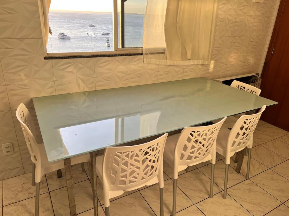 Apartamento No Farol Da Barra. Vista Deslumbrante Para O Mar! No Circuito Do Carnaval. Ao Lado Do Porto Da Barra ! Сальвадор Экстерьер фото